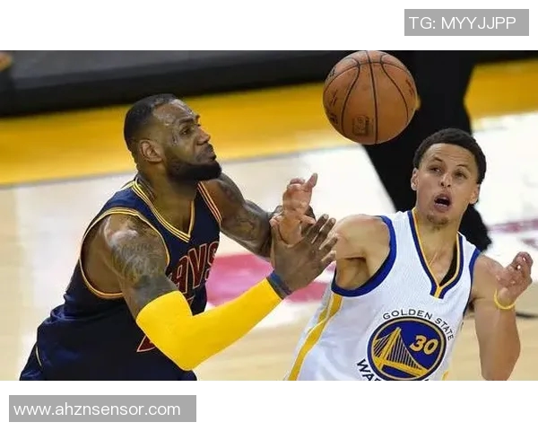 2014至2015赛季NBA勇士与雷霆精彩对决回顾与分析