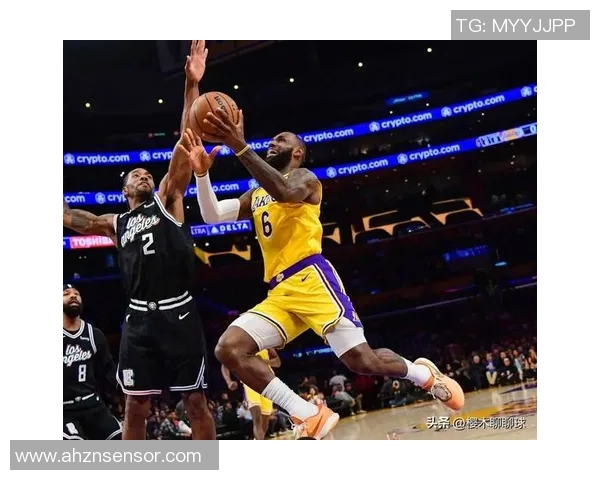 20201212湖人对快船精彩比赛录像回放及赛后分析分享